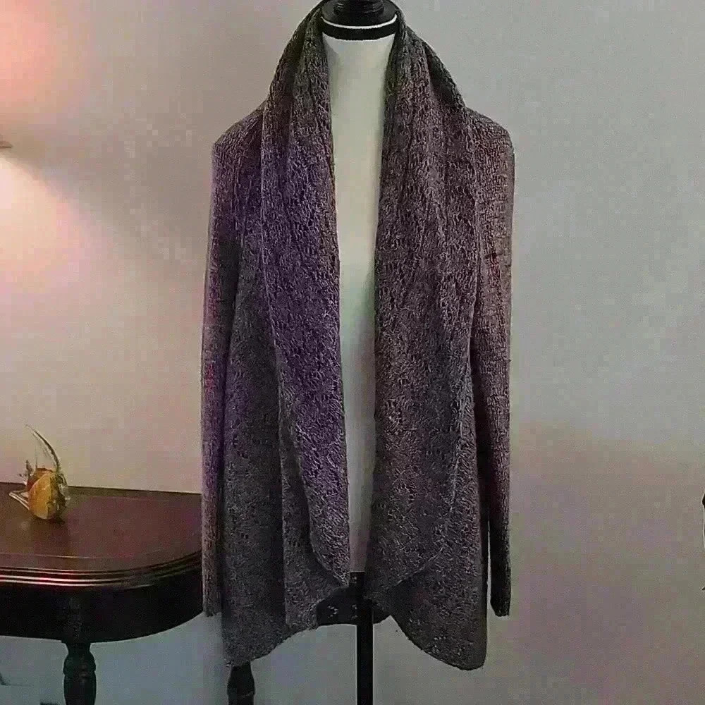 Women's sweater